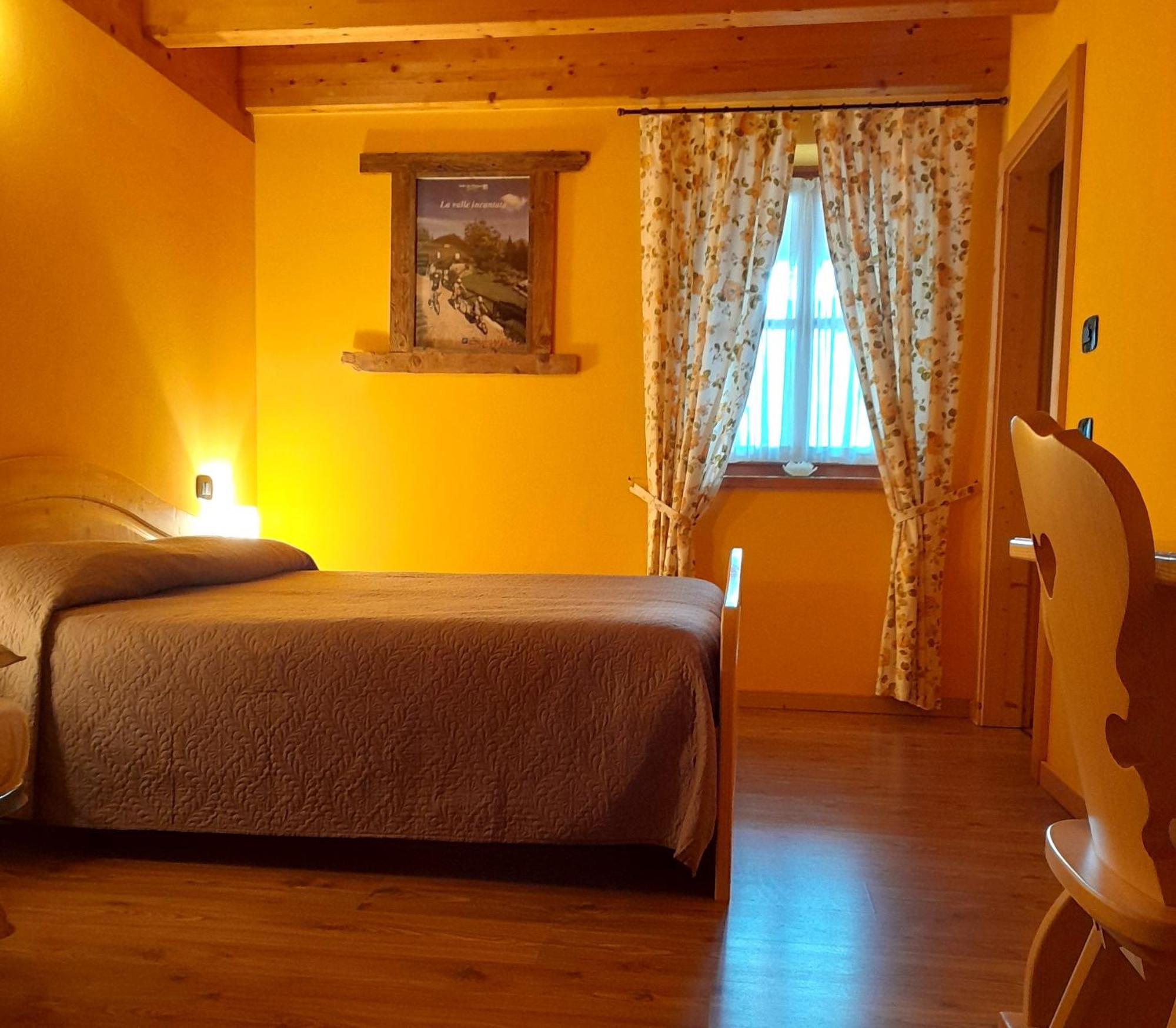 B&B Chalet Dolomiti Sant'Orsola 外观 照片